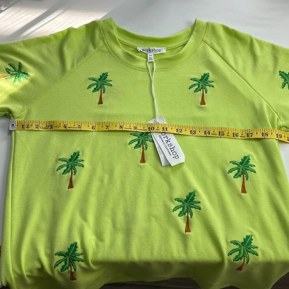 Workshop Sweater Womens Medium Green Crewneck Embroidered Palm Tree Pullover - Picture 9 of 10